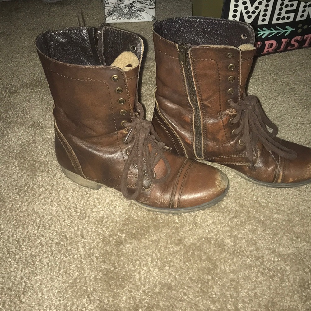 Steve Madden troopa boot